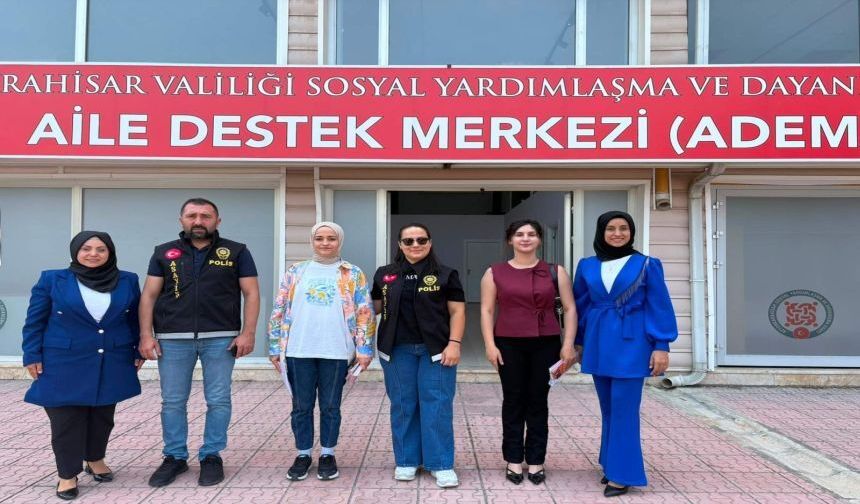 Polis KADEM ve ŞÖNİM konularında Bilgilendirme Yaptı
