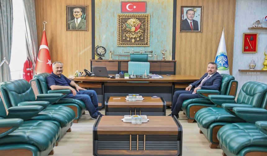 Anayasa Mahkemesi Üyesi Akçil, Başkan Öztaş’ı Ziyaret Etti