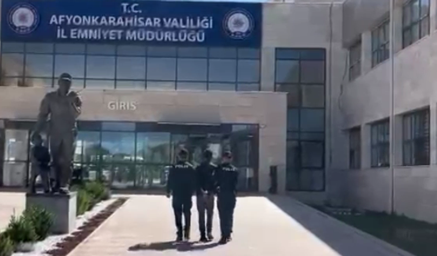 Polis 12 Yıla Hükümlü Şahsı Yakaladı