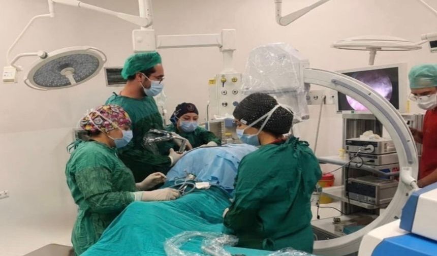 Dinar Devlet Hastanesinde İlk Perkütan Operasyonu Başarıyla Gerçekleştirildi