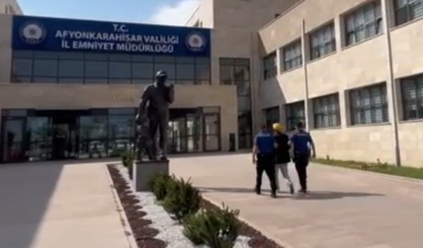 Polis Hırsızlıktan 16 Yıla Hükümlü Şahsı Yakaladı